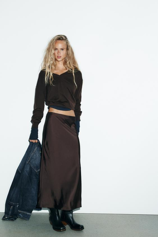 ZARA АТЛАСНАЯ ЮБКА МИДИ, ТЕМНО-БАКЛАЖАНОВЫЙ