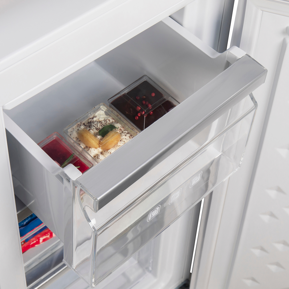 Холодильник с инвертором MAUNFELD MFF182NFW