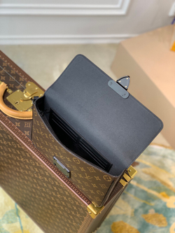 Louis Vuitton S Lock A4 Pouch
