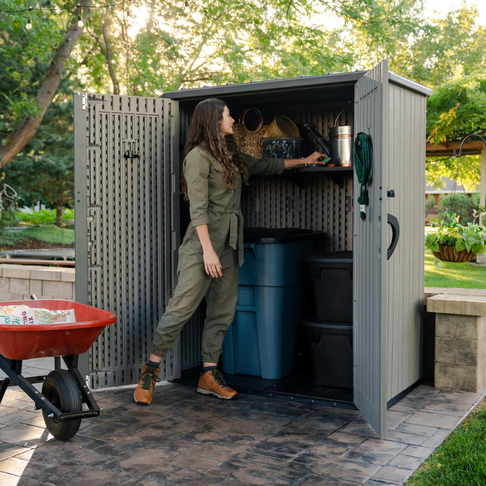 Большой уличный шкаф LifeTime Vertical Storage 2060 л