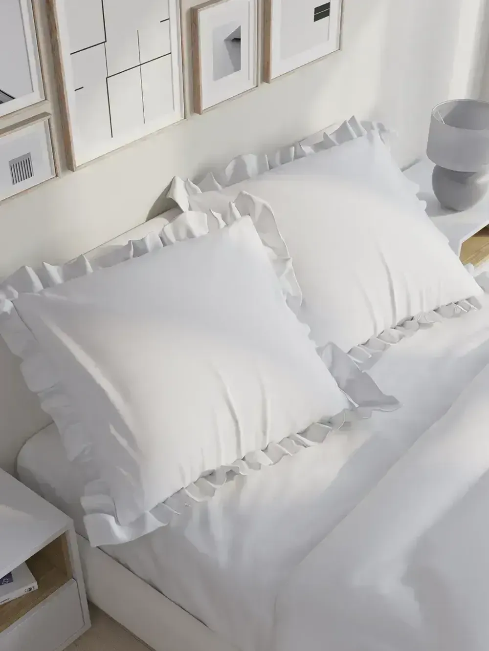 Декоративная наволочка с рюшами, оборками "Беляночка" 70х70 см, 1 шт, без молнии