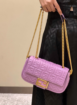 Fendi Baguette Chain Bag 24 cm
