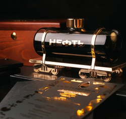 Сувенирный вагон "Баррель нефти" в подарок нефтянику"