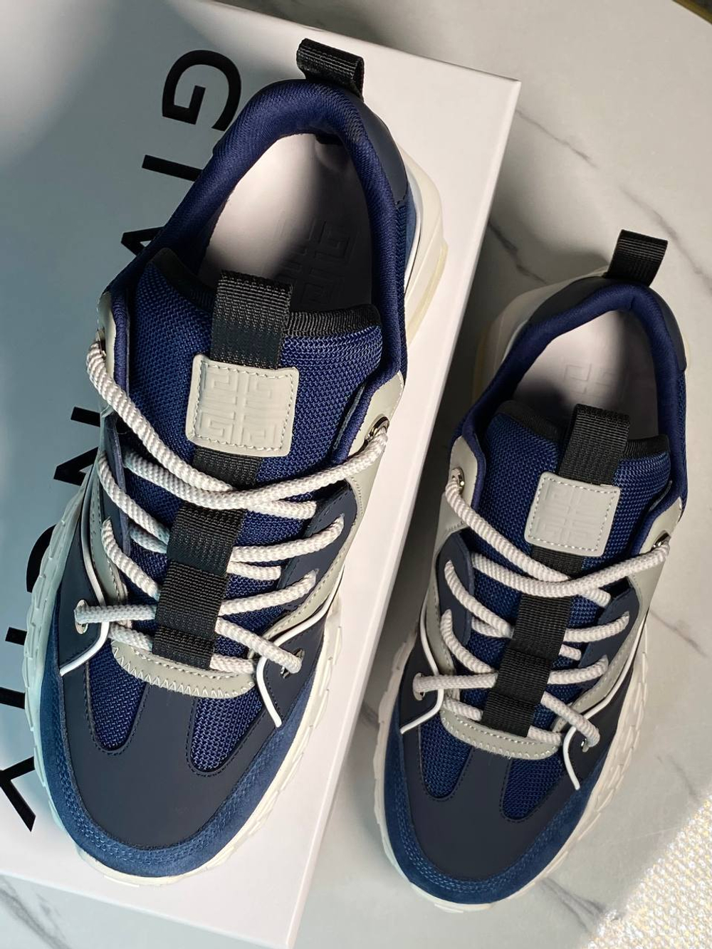 Кроссовки Givenchy