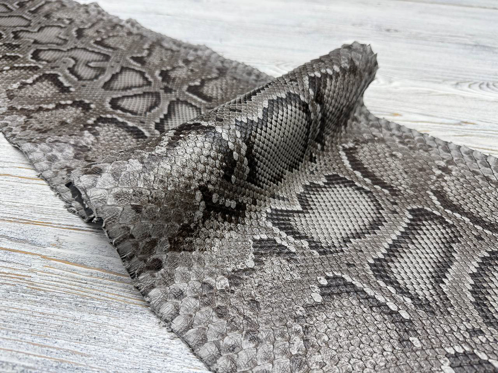 Lanvin Royal Grey (1,1-1,3 мм) натуральная кожа питона