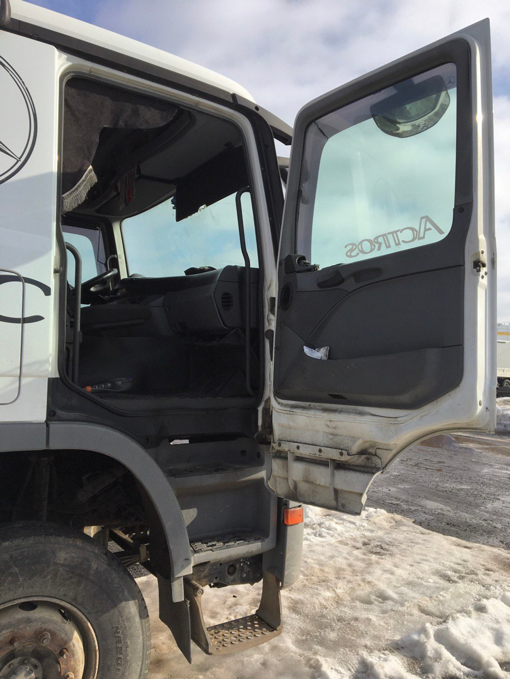 Mercedes-Benz Actros 6x4 Седельный тягач 3346 S (Дизельный, 11,9 л, 456 л.с., МТ)