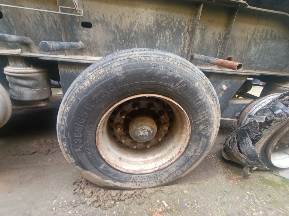 Тонар 95892 Полуприцеп самосвальный 95892