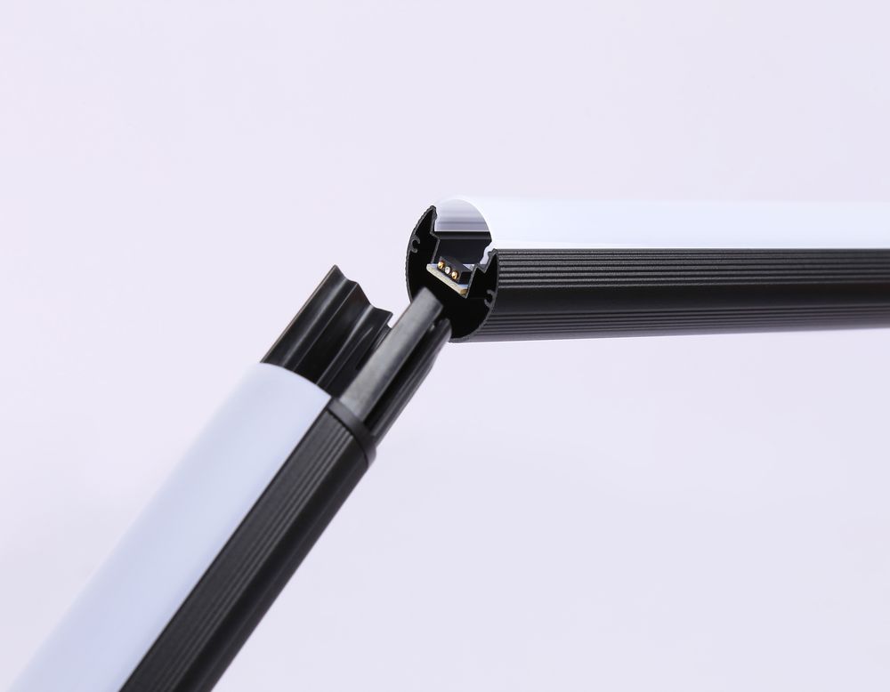 Ambrella Светильник светодиодный напольный RGB с пультом LineTech FL8027