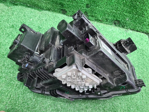 Фара левая Geely Tugella (2019-2024) LED