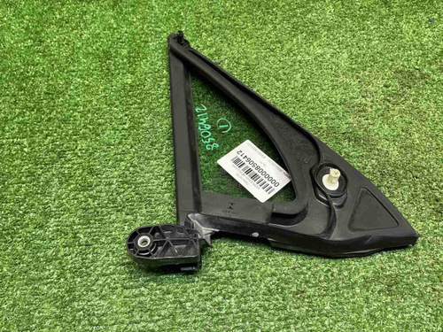 Форточка двери передняя левая VW Tiguan 2 (16-нв)