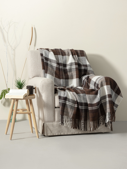 Плед-покрывало из овечьей шерсти 140х200 см "Venera", цвет Тёмно-коричневый