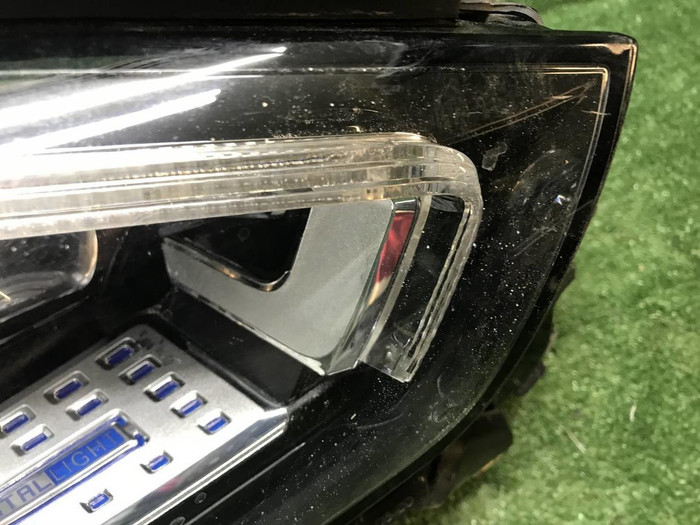 Фара правая Mercedes S W223 (20-нв) Digital Light