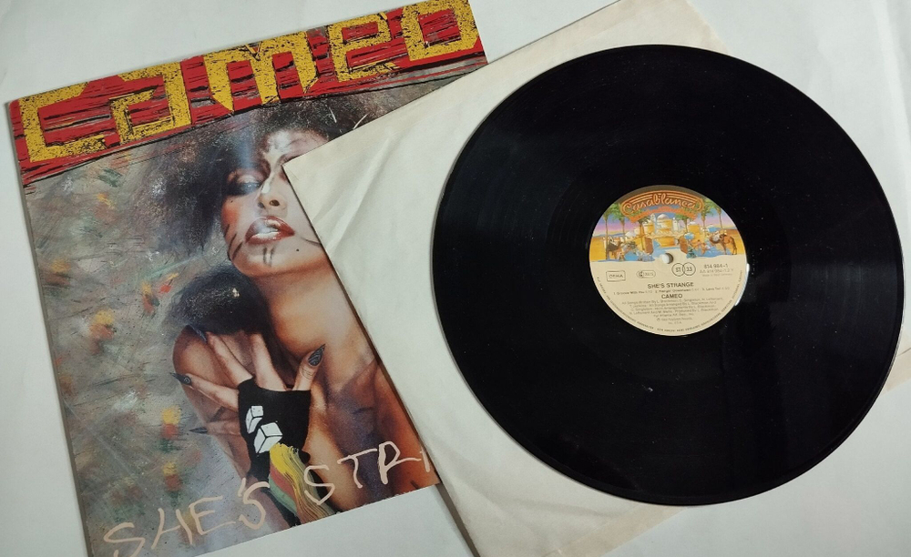 Винтажная виниловая пластинка LP Cameo She Strange (Germany 1984)