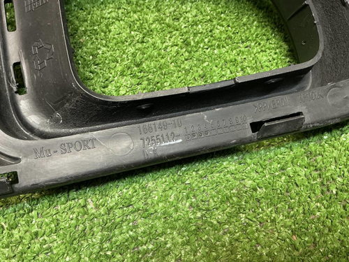 Решетка переднего бампера Mini Hatch R56 (10-13)