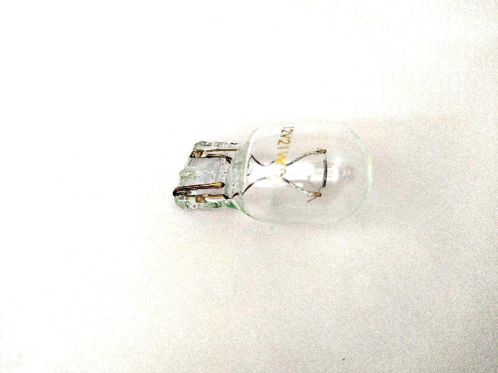 Лампа (стеклянный цоколь) W21W 12V TESLAFT  1 шт. арт. 142905