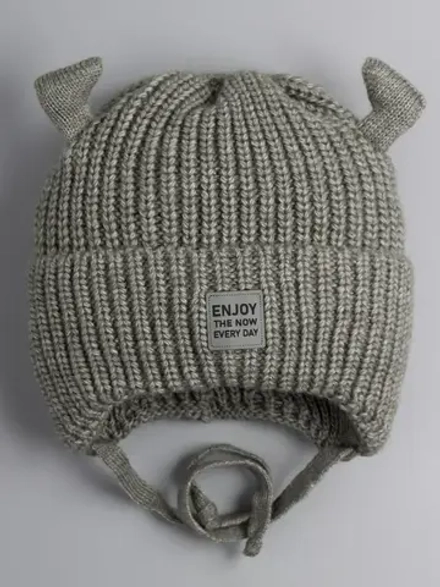 Шапка вязаная с ушками для детей