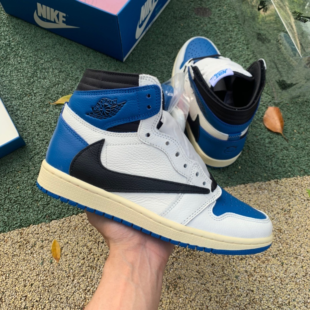 Air Jordan 1 High Travis Scott x fragment