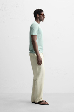 ZARA БАЗОВАЯ ФУТБОЛКА SLIM FIT, СВЕТЛО-ЗЕЛЕНЫЙ