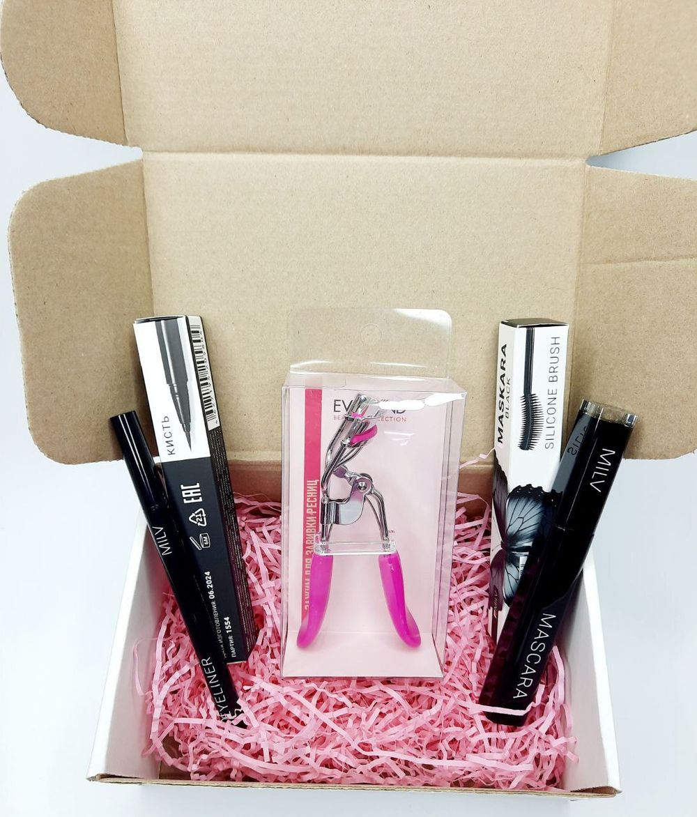 Подарочный набор декоративной косметики для глаз