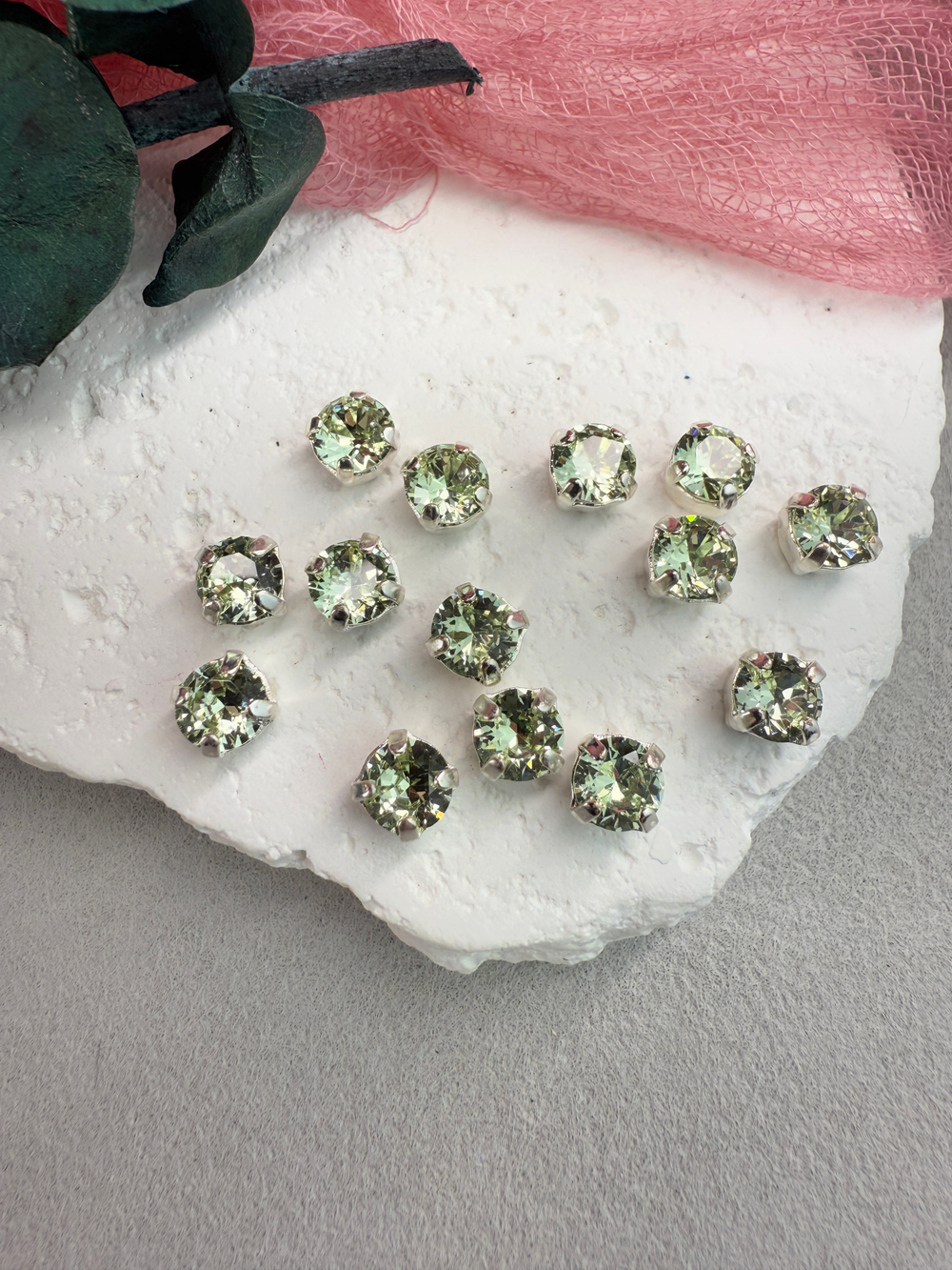 Шатон Chatone 6 мм (ss29), Chrysolite