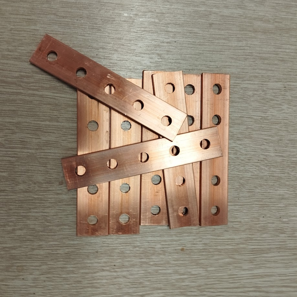 Шина медная L.N.PE 450х30x3мм, 15 отверстий М8, VSTMSK