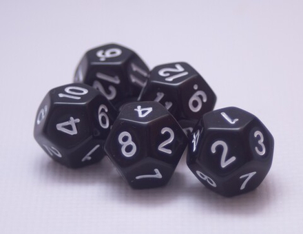 Кости Д12 черные - 5 шт.