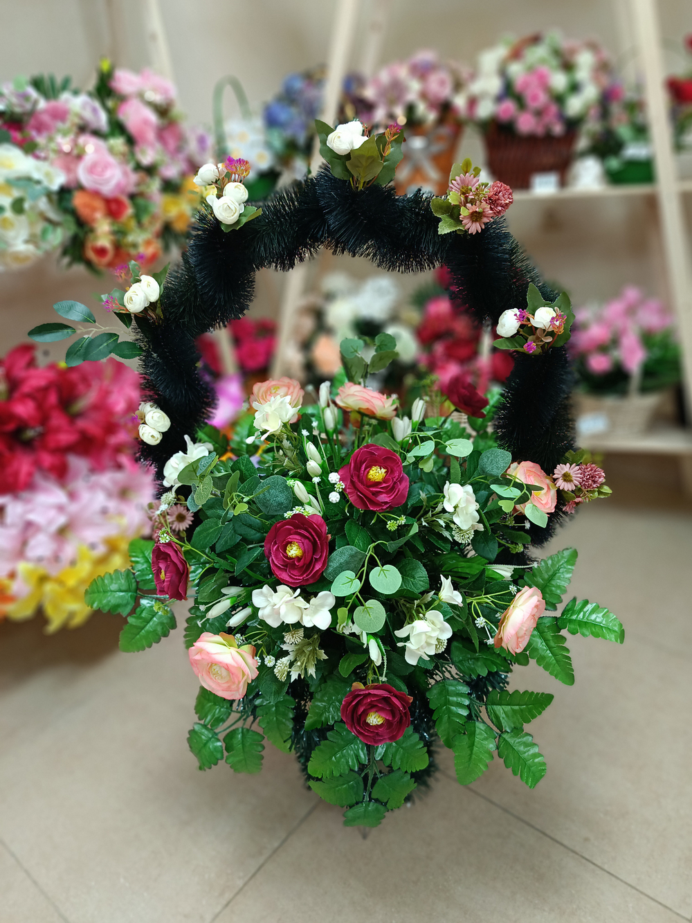 Корзина большая пышная