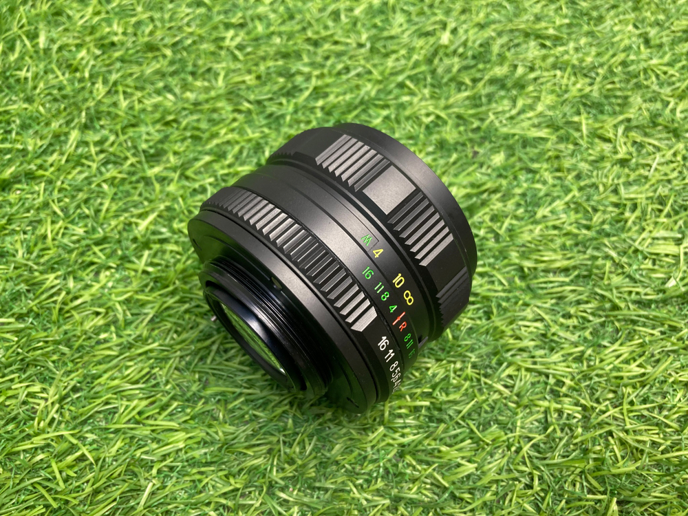 MC Helios-44M-4