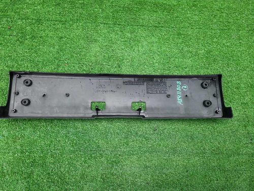 Площадка гос.номера BMW 8er G15 (18-22) M-paket