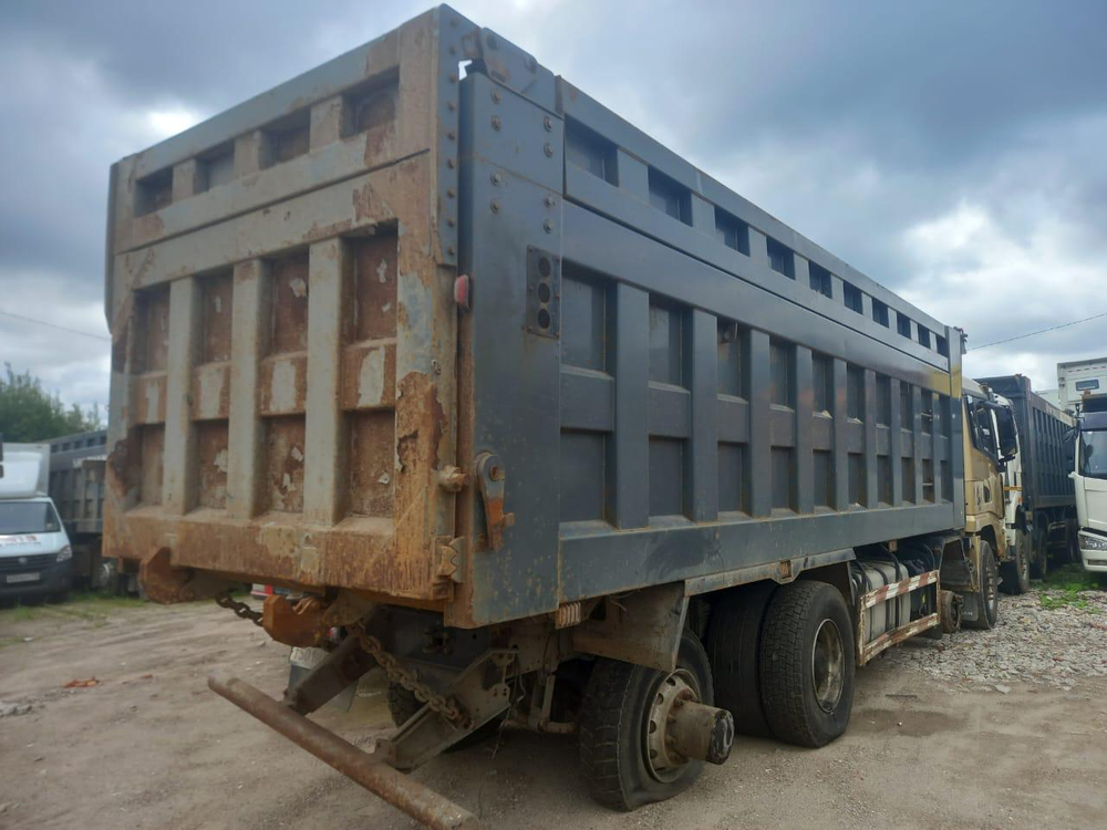 Shacman (Shaanxi) SX* 8x4 Самосвал SX331863366 (Дизельный, 12,5 л, 544 л.с., МТ)