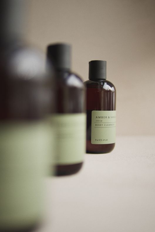 Гель для душа, 250 мл /  Noya