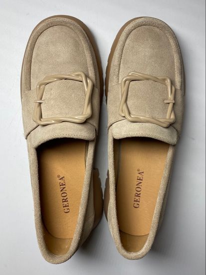 Лоферы женские