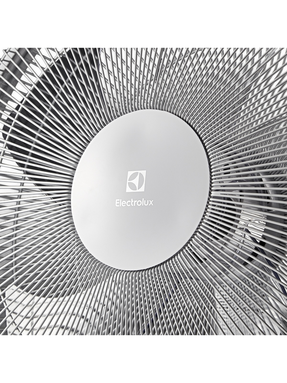 Вентилятор напольный Electrolux EFF-1006