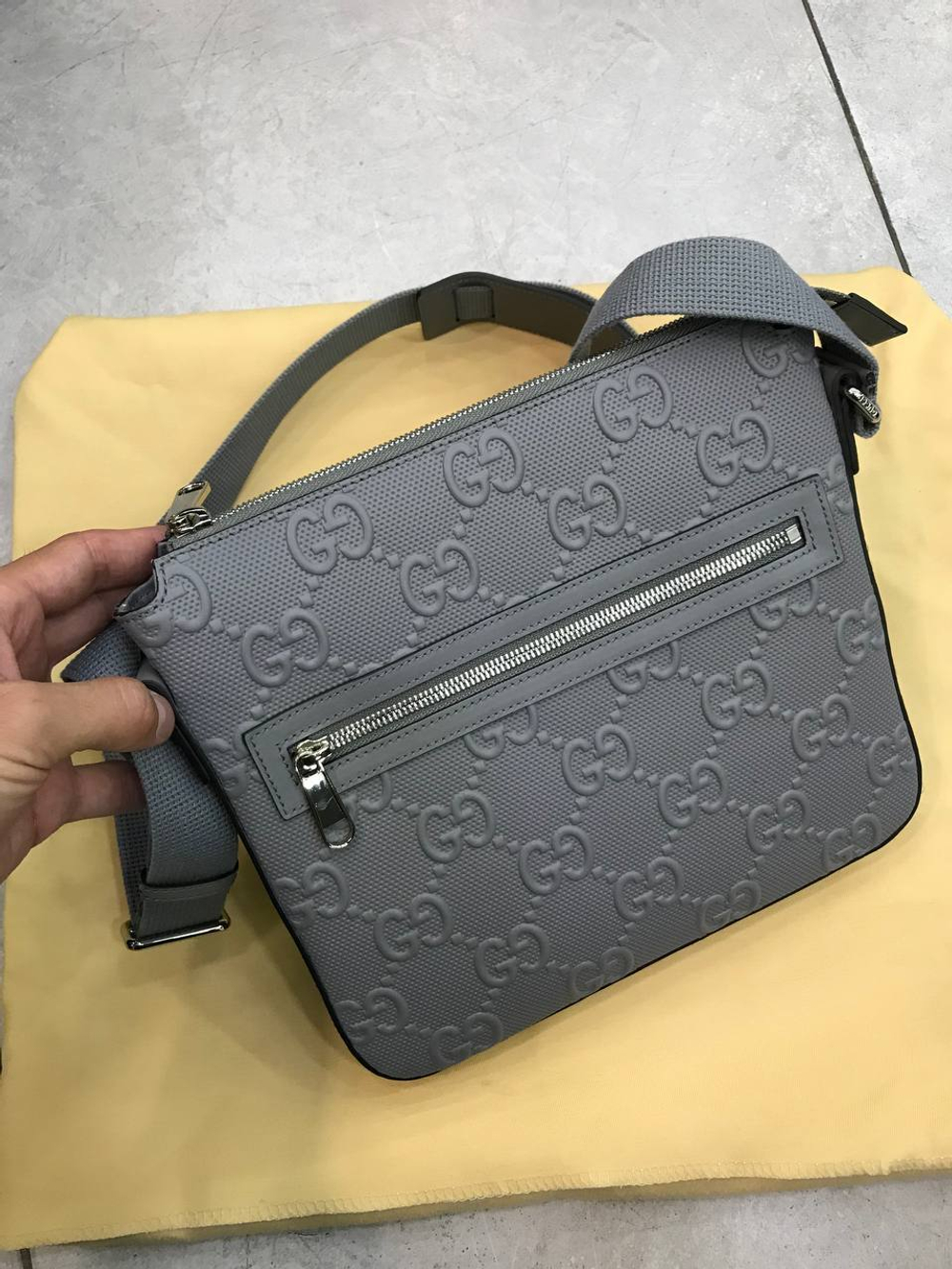 Сумка-мессенджер Gucci