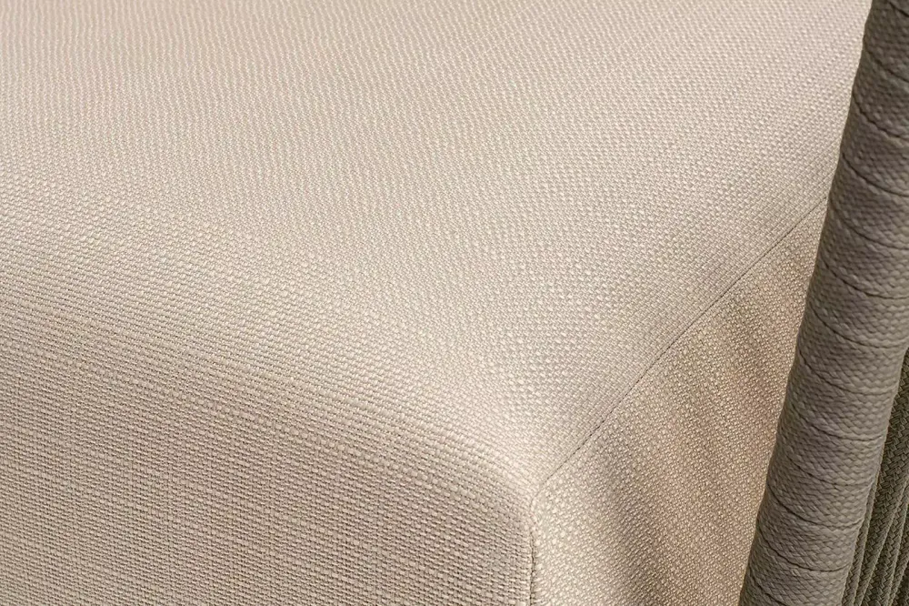 "Форли" кресло плетеное из роупа, каркас алюминий светло-серый (RAL7035) муар, роуп серо-коричневый 23мм, ткань Mossle бежевая