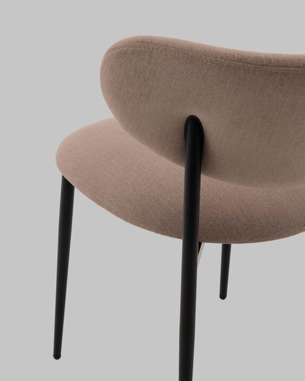 Стул Килиан велюр бежевый. черные ножки