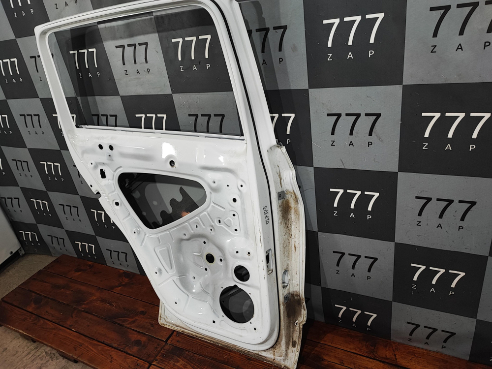 Дверь задняя левая Volkswagen Tiguan 2 16-нв Б/У Оригинал 5NA833603A