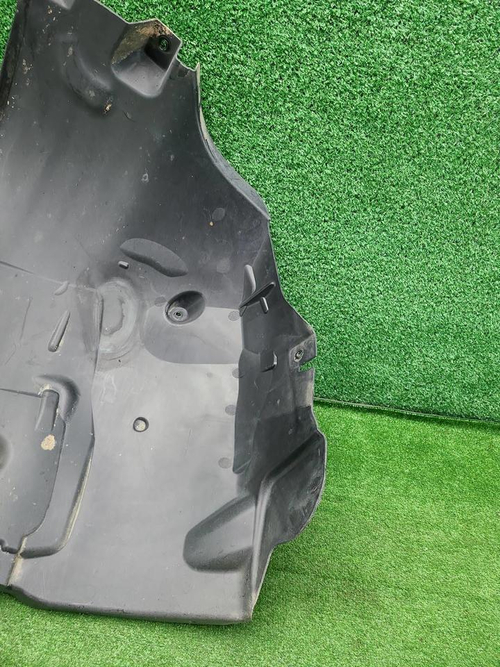 Подкрылок передний правый Mercedes GLS x167 19-24