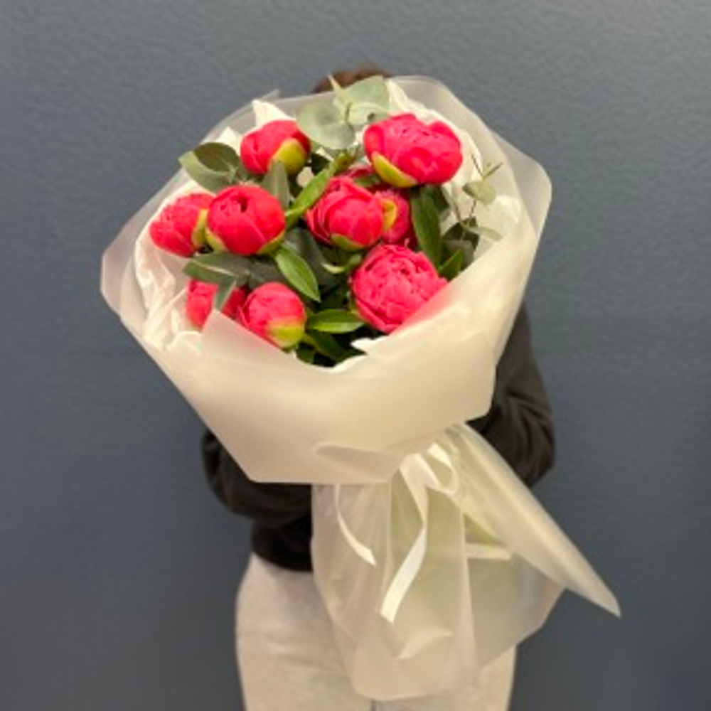 Букет "пион Корал Сансет и эвкалипт" #72