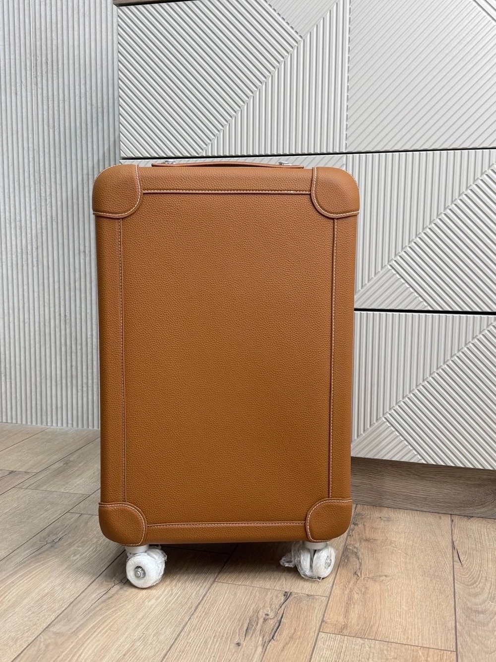 Чемодан Hermes R.M.S Cabin Suitcase