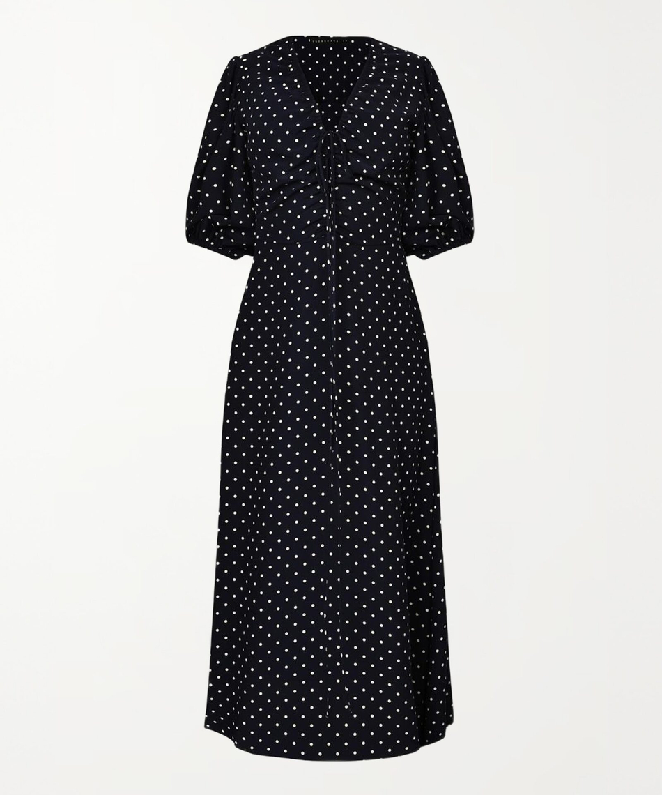 Платье на сборке