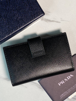 Кошелек Prada