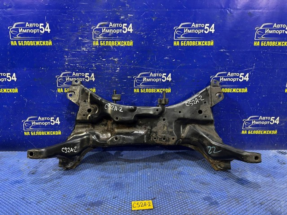 Балка передняя поперечная MITSUBISHI LANCER 2002