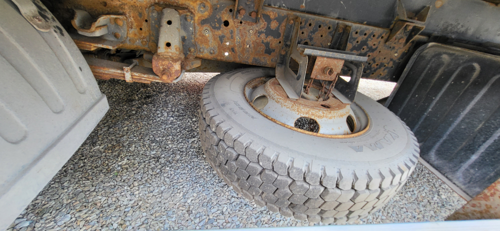 Isuzu ELF 7.5 (NPR) Промтоварный 470520 (Дизельный, 5,2 л, 155 л.с., МТ)