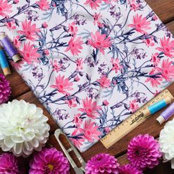 Ткань муслин розовые ромашки на фиолетовых стеблях