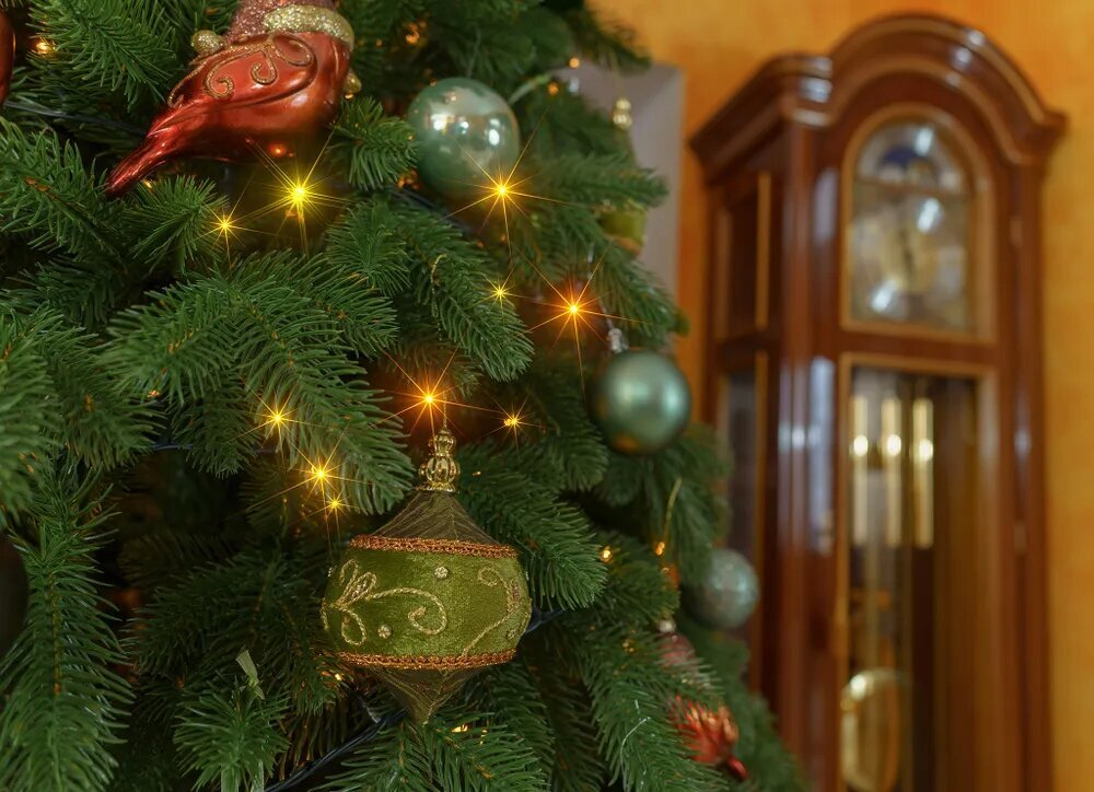 Искусственная новогодняя елка Царь Елка Афродита, литая, 210 см