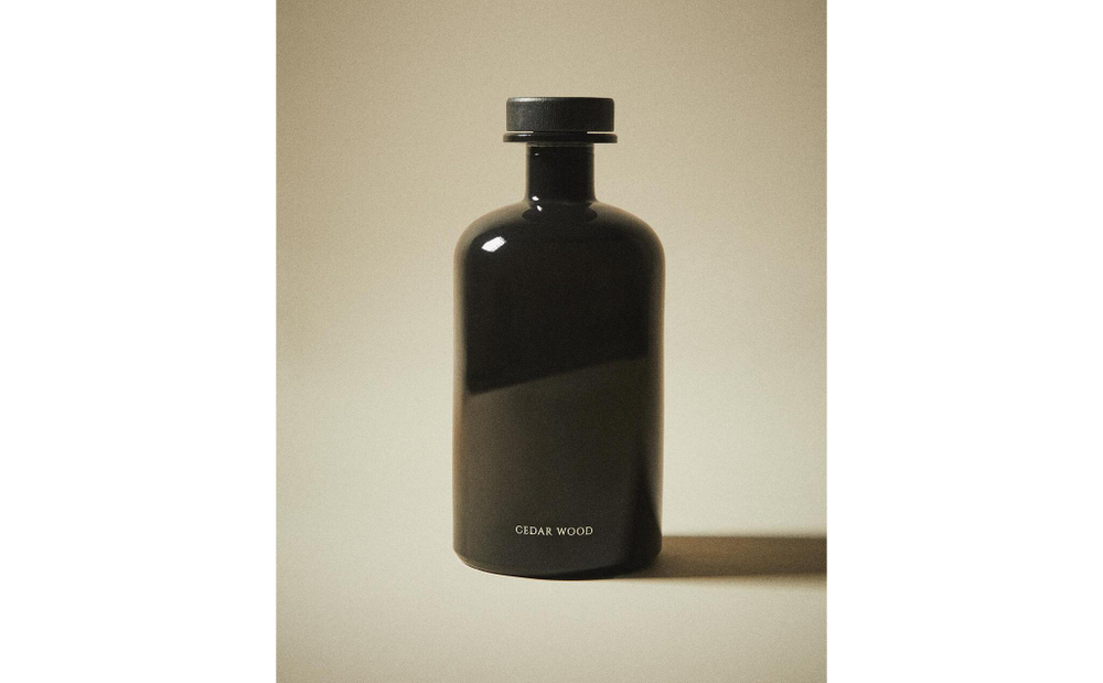 Zara Home CEDAR WOOD REED DIFFUSERS — ароматический диффузор с тростниковыми палочками, Кедр, 500 мл