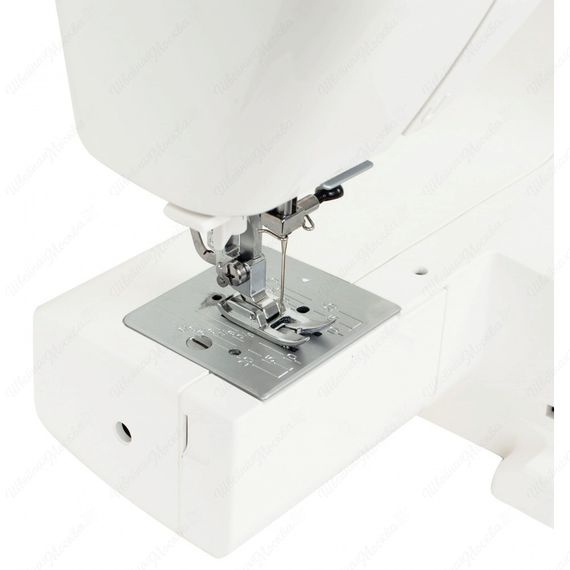 Швейная машина Janome Legend LE-35
