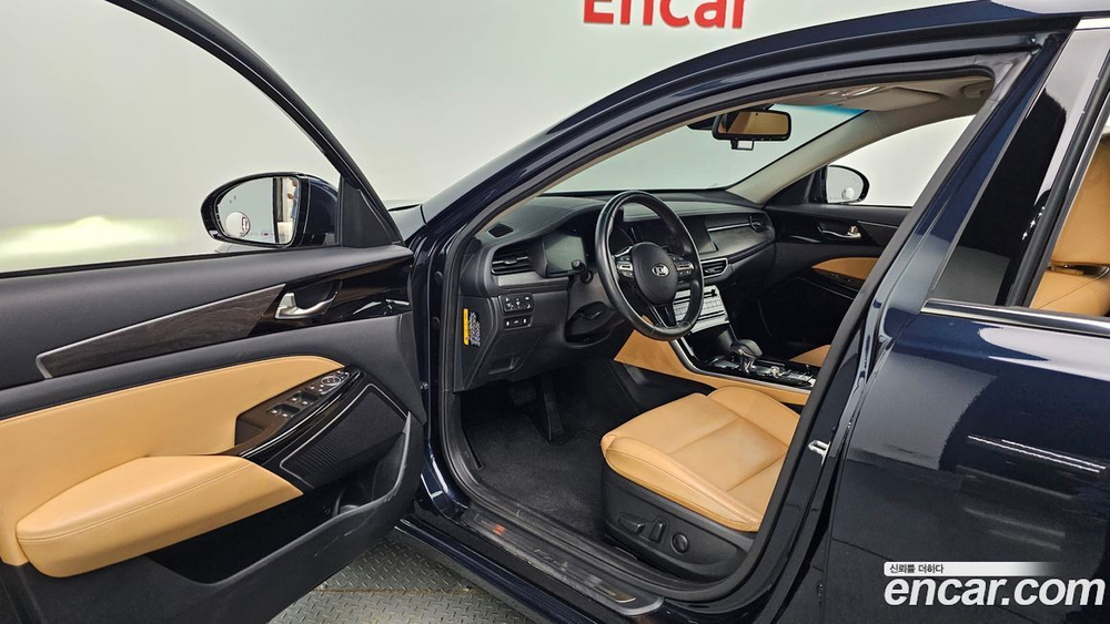 Kia K7 (Cadenza) Premier 2.5 GDI Noblesse (12.2019)