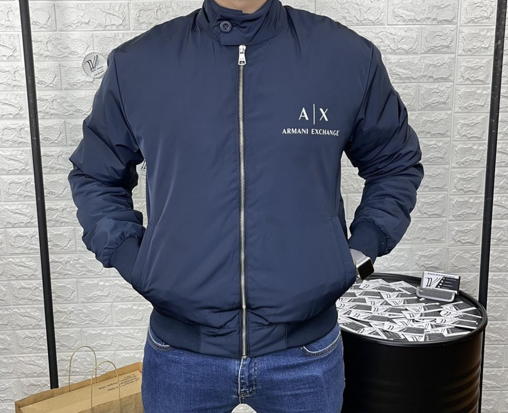 Легкая куртка Armani Exchange